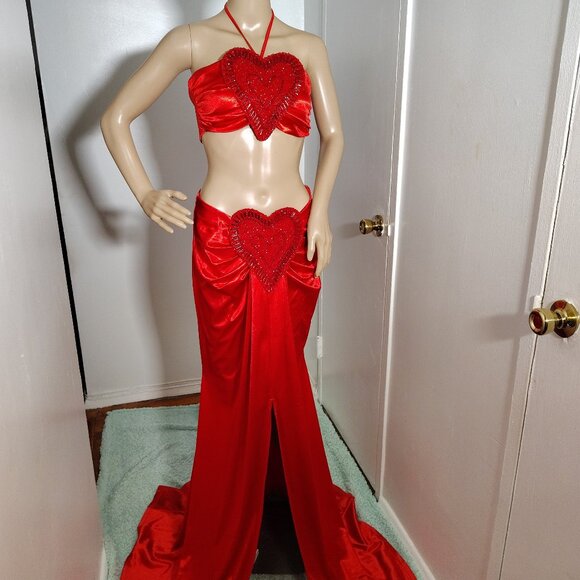 Elegant Red Outfit - 2 piece - Picture 7 of 11